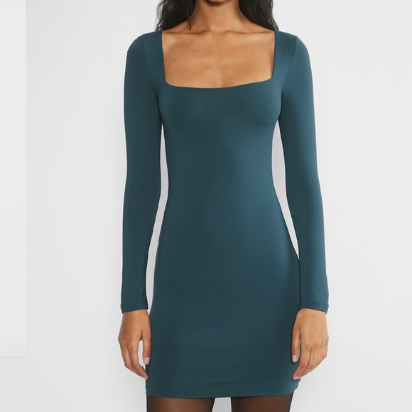 Aritzia Wilfred Long Sleeve Dress - Picture 1 of 3